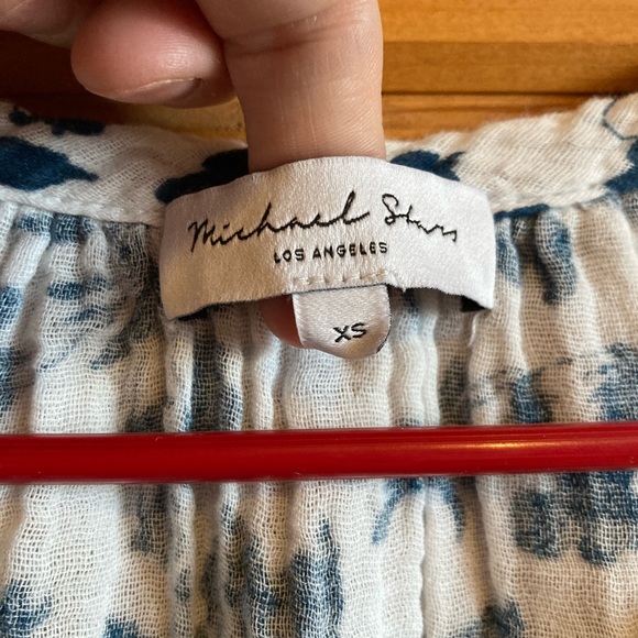 Michael Stars blue & white floral blouse • gauzy 100% cotton • size XS • NWOT 😍 - Picture 4 of 10